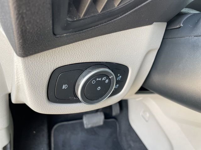 Used 2023 Ford Transit Connect XLT image 24