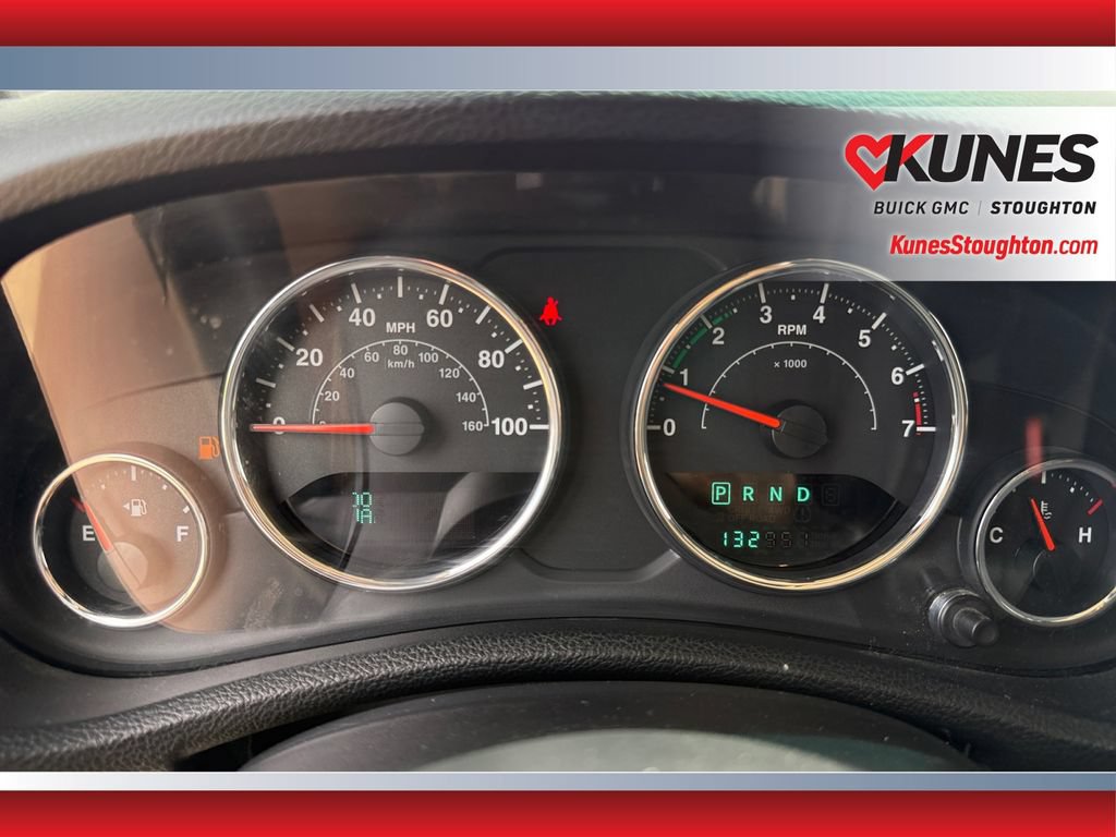 Used 2013 Jeep Wrangler Sahara w/ Dual Top Group AWD/4WD image 12