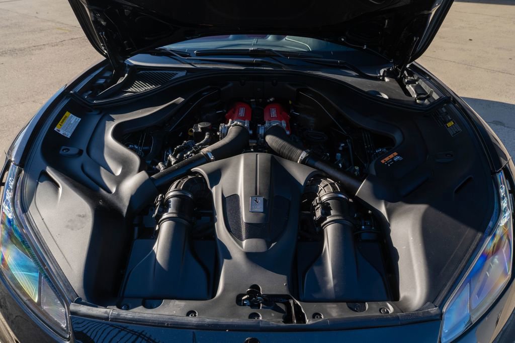 Certified 2022 Ferrari Portofino M image 22