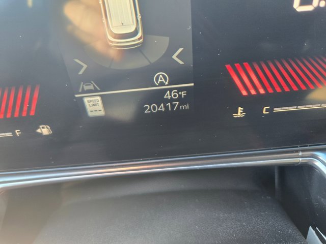 Used 2024 Kia Sorento S w/ Panoramic Sunroof Package image 3