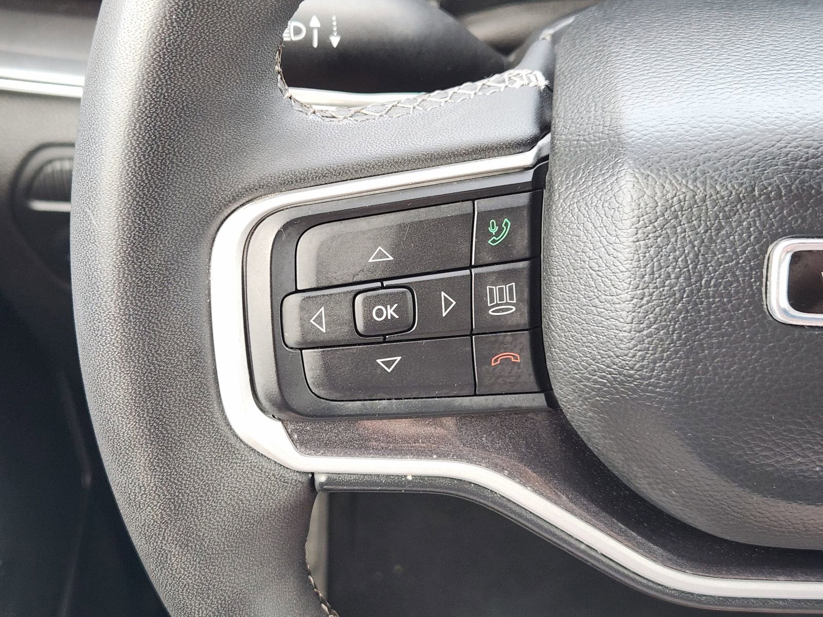 Used 2022 Jeep Wagoneer Series I AWD/4WD image 35