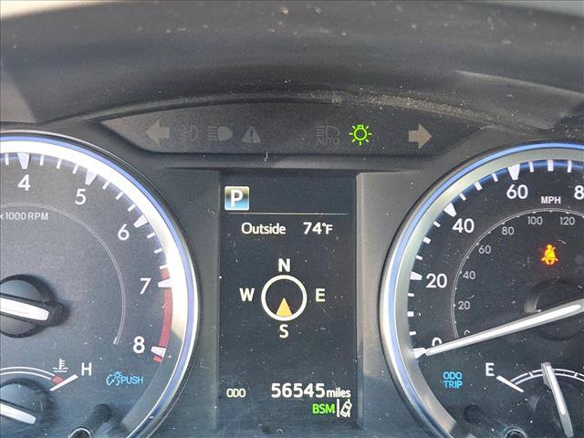 Used 2019 Toyota Highlander XLE AWD/4WD image 10