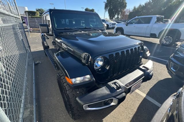 Used 2022 Jeep Gladiator Sport AWD/4WD image 2