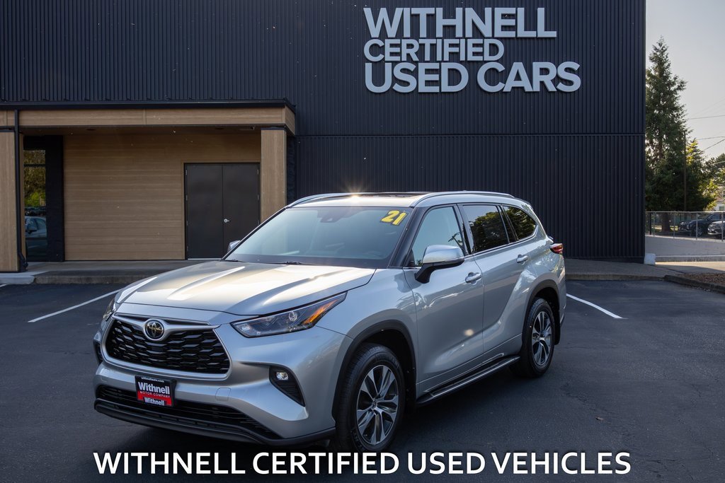 Used 2021 Toyota Highlander XLE