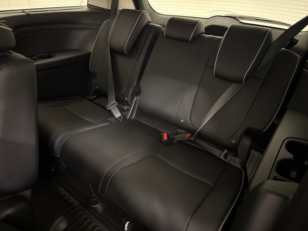 New 2026 Honda Odyssey Touring image 18