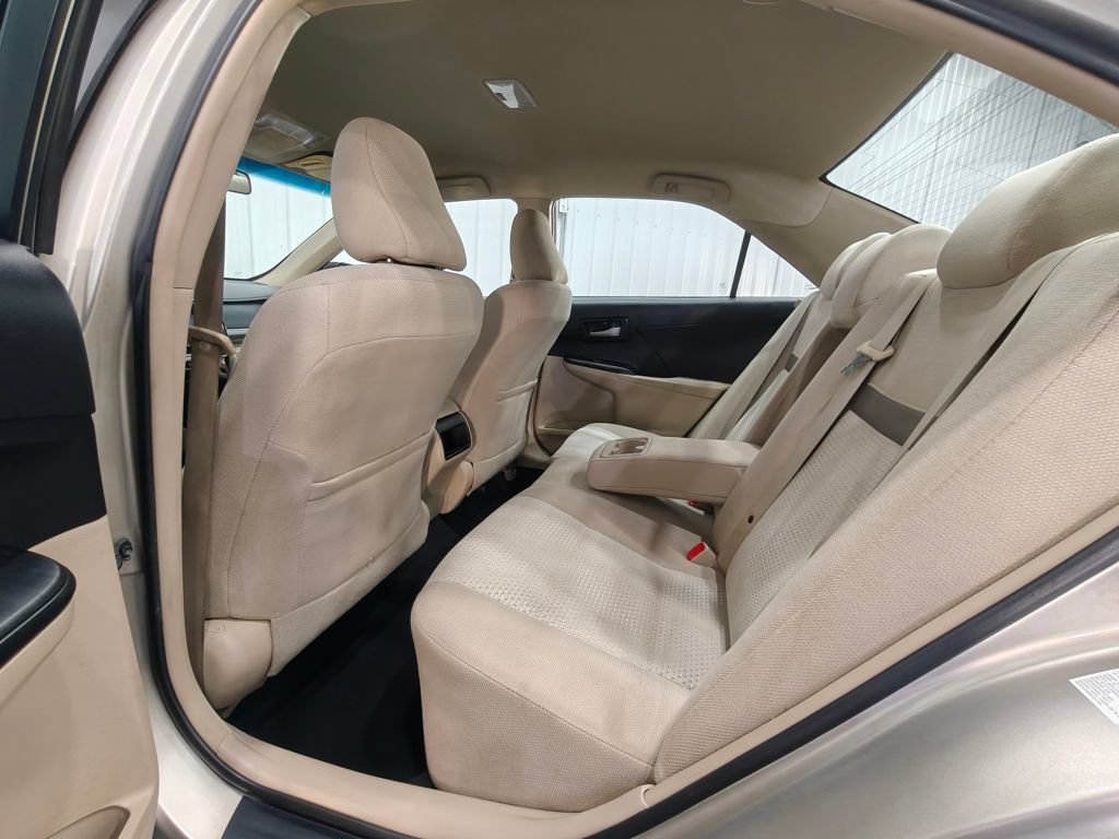 Used 2014 Toyota Camry LE FWD image 28