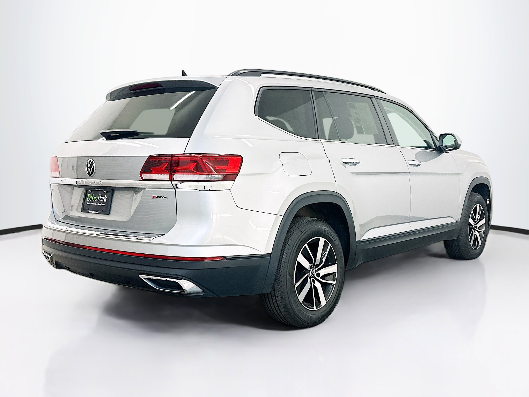 Used 2022 Volkswagen Atlas SE image 9