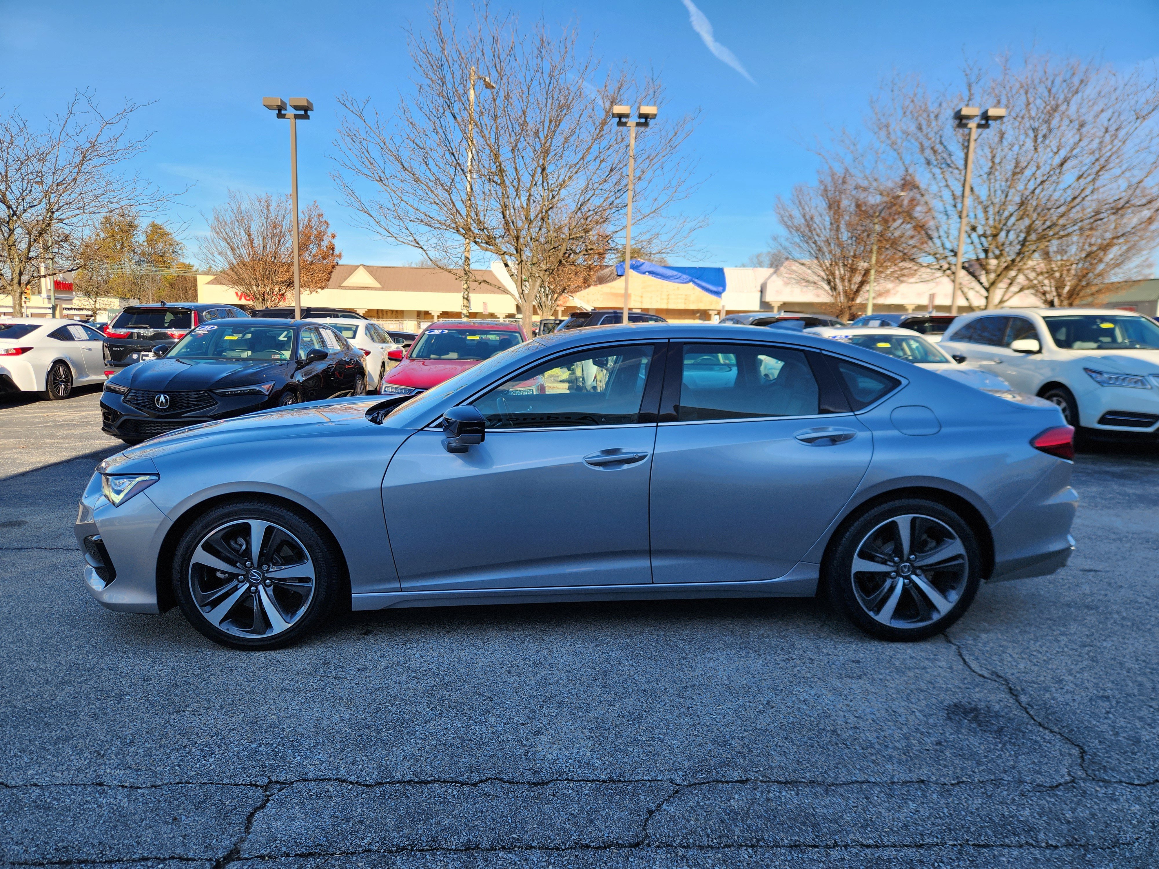 Certified 2025 Acura TLX w/ Technology Package image 5