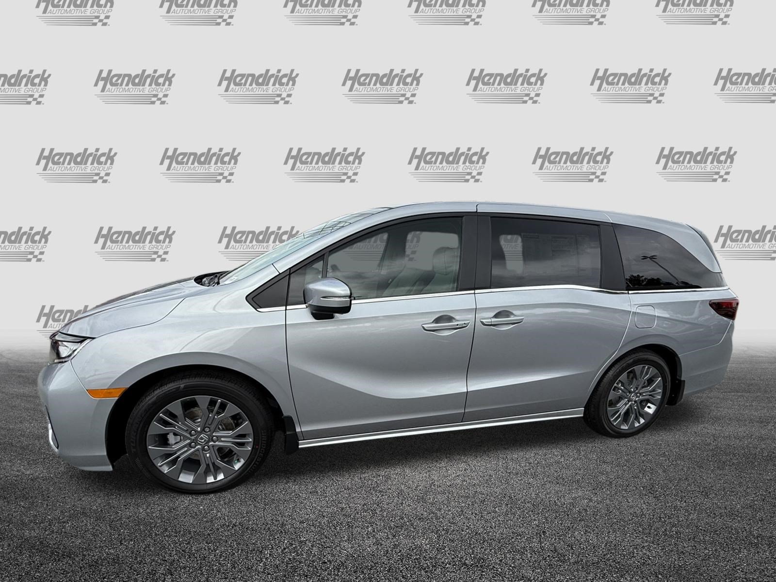 New 2027 Honda Odyssey Touring image 6
