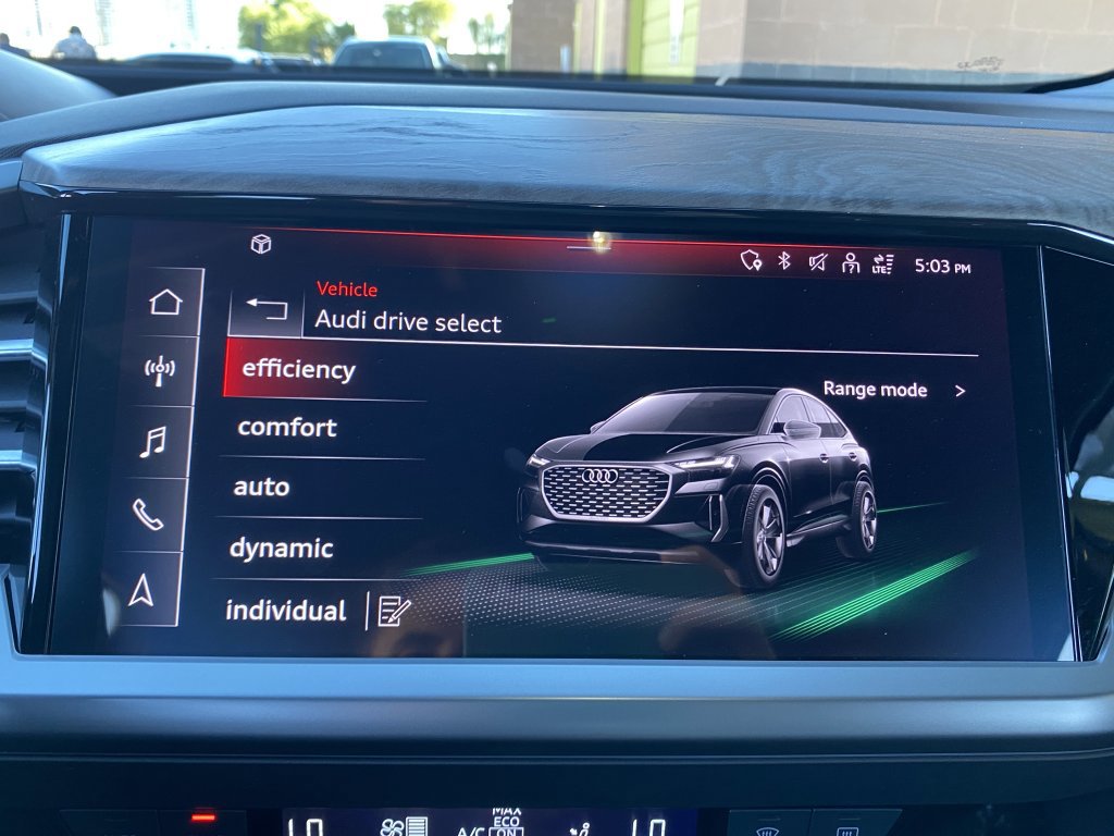 Used 2023 Audi Q4 e-tron Prestige image 40