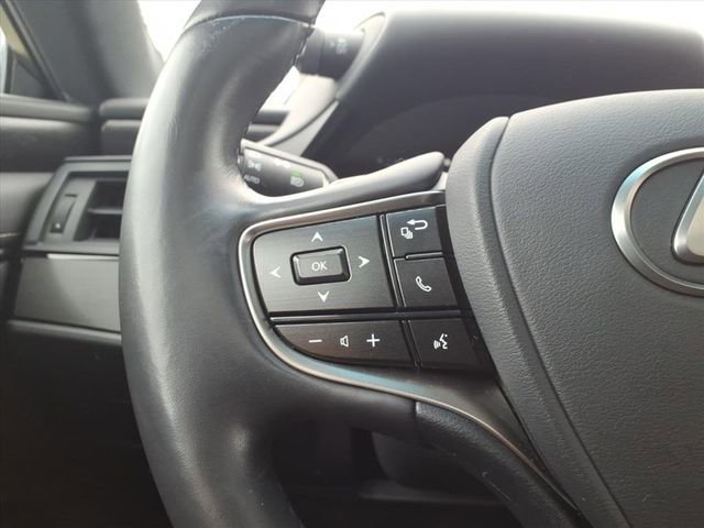 Used 2022 Lexus ES 350 w/ Premium Package image 16