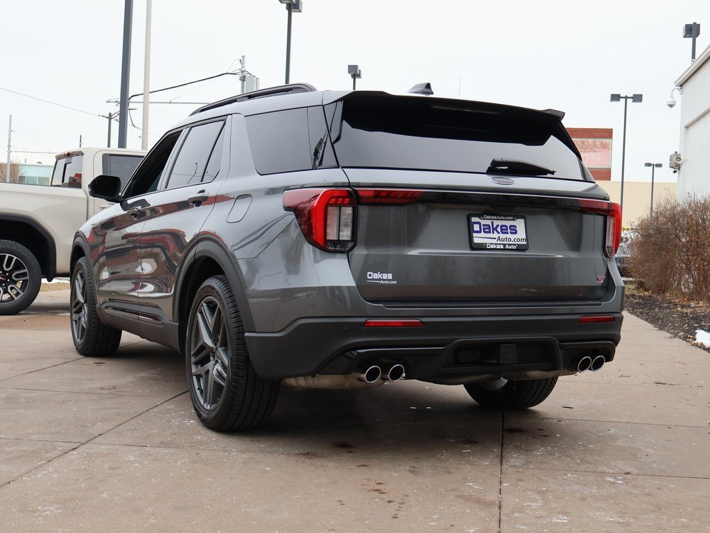 Used 2025 Ford Explorer ST w/ Sun And Sound Package image 5