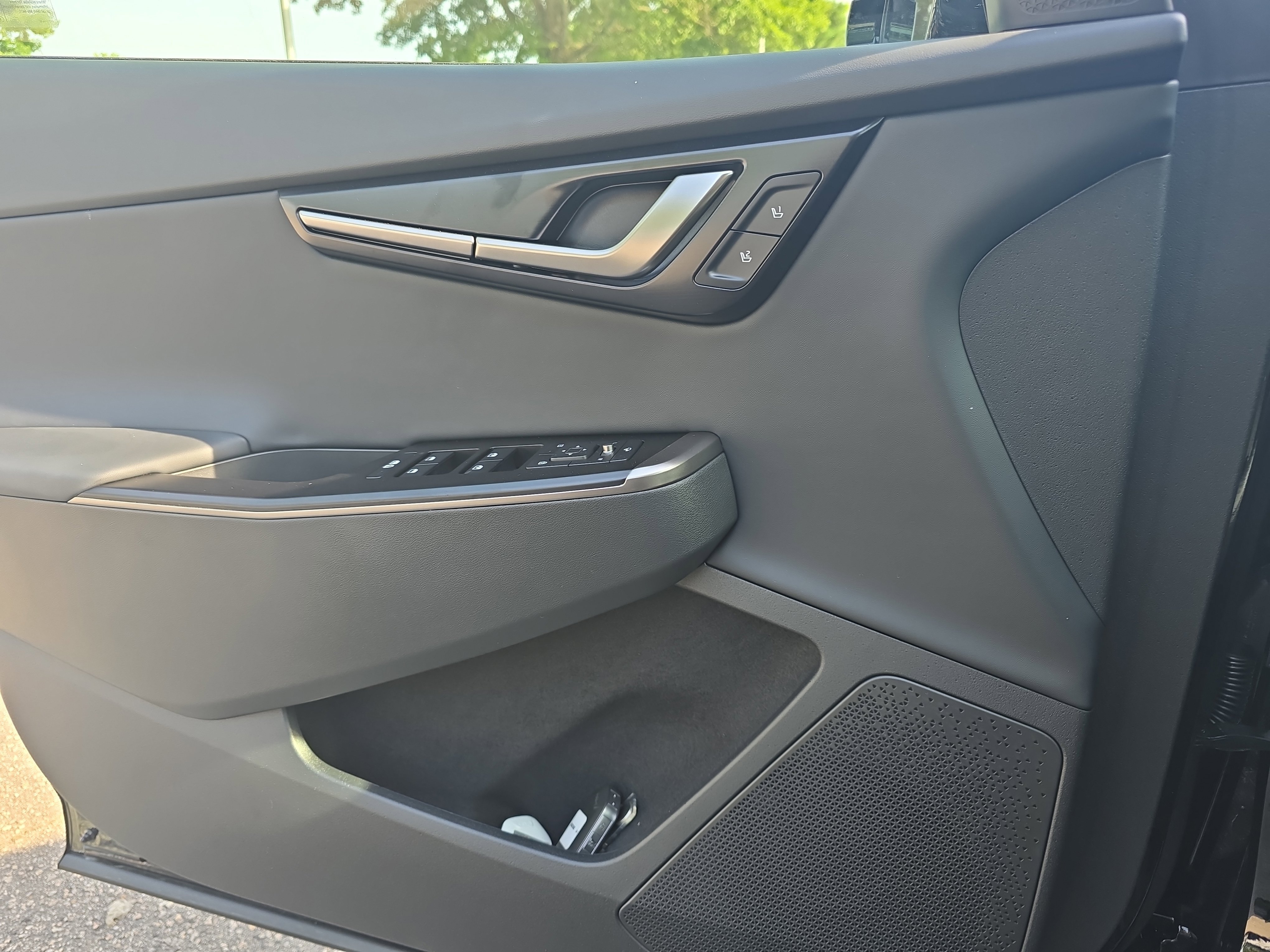 New 2025 Kia EV6 Wind image 24