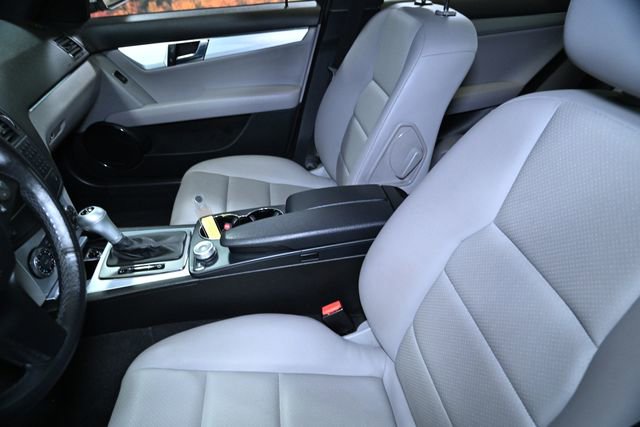 Used 2008 Mercedes-Benz C 300 Sedan image 21