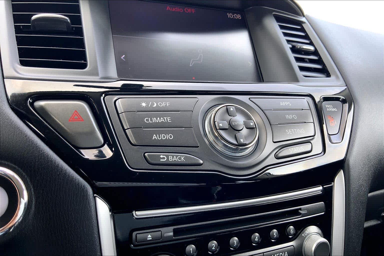 Used 2019 Nissan Pathfinder SV AWD/4WD image 34
