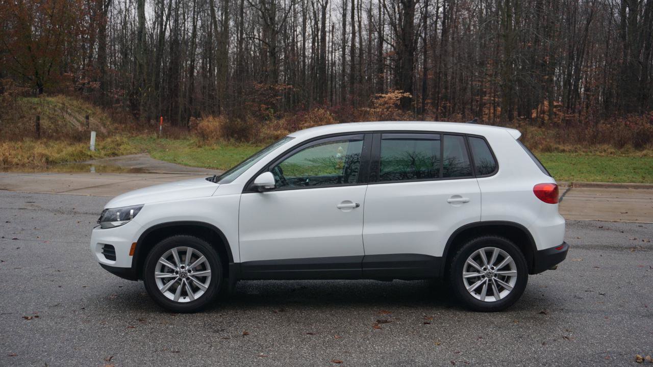 Used 2014 Volkswagen Tiguan SE AWD/4WD image 2