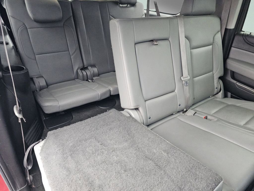 Used 2015 Chevrolet Suburban LT image 5