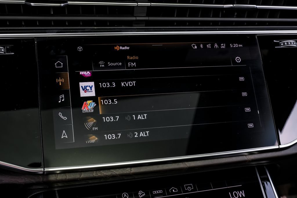 Used 2022 Audi Q8 Premium Plus AWD/4WD image 29