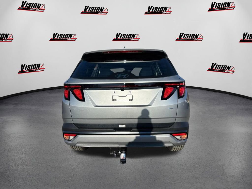 New 2026 Hyundai Tucson SE image 6