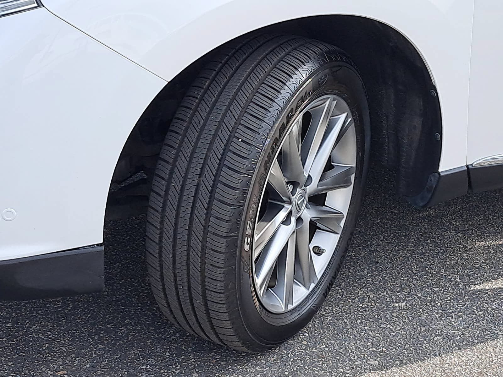 Used 2014 Lexus RX 450h AWD image 35