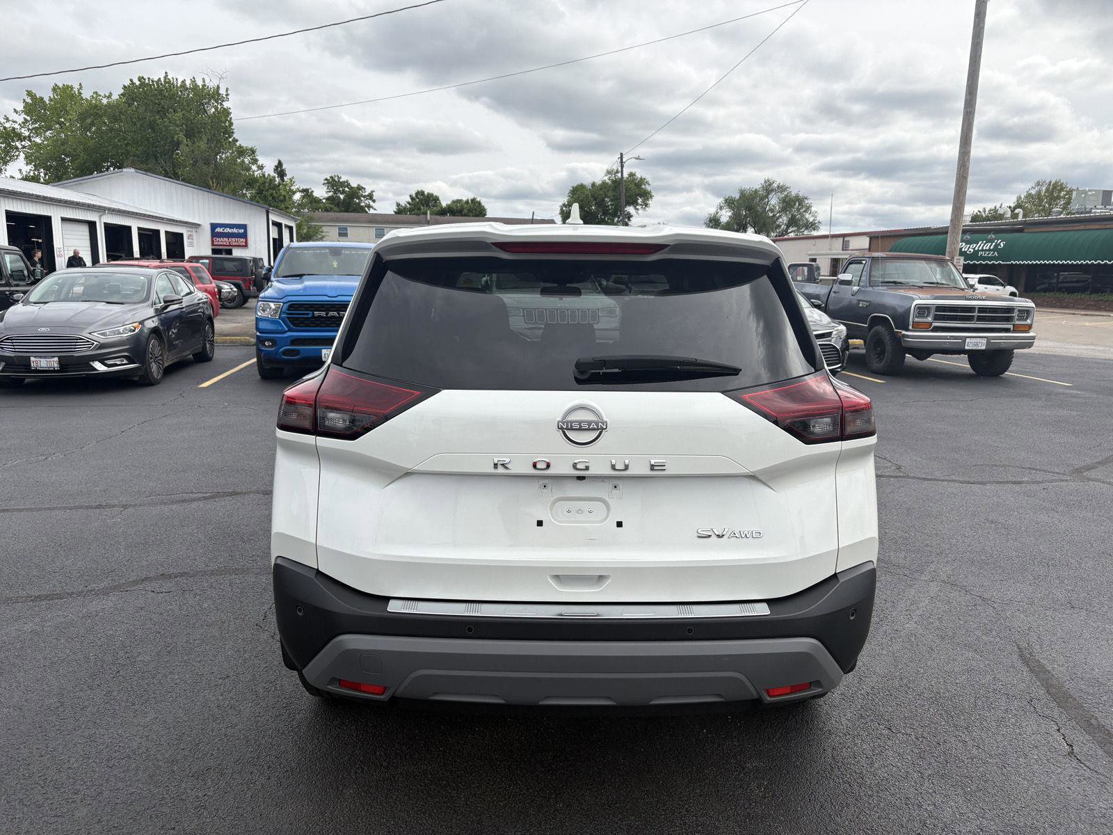 Used 2022 Nissan Rogue SV AWD/4WD image 22