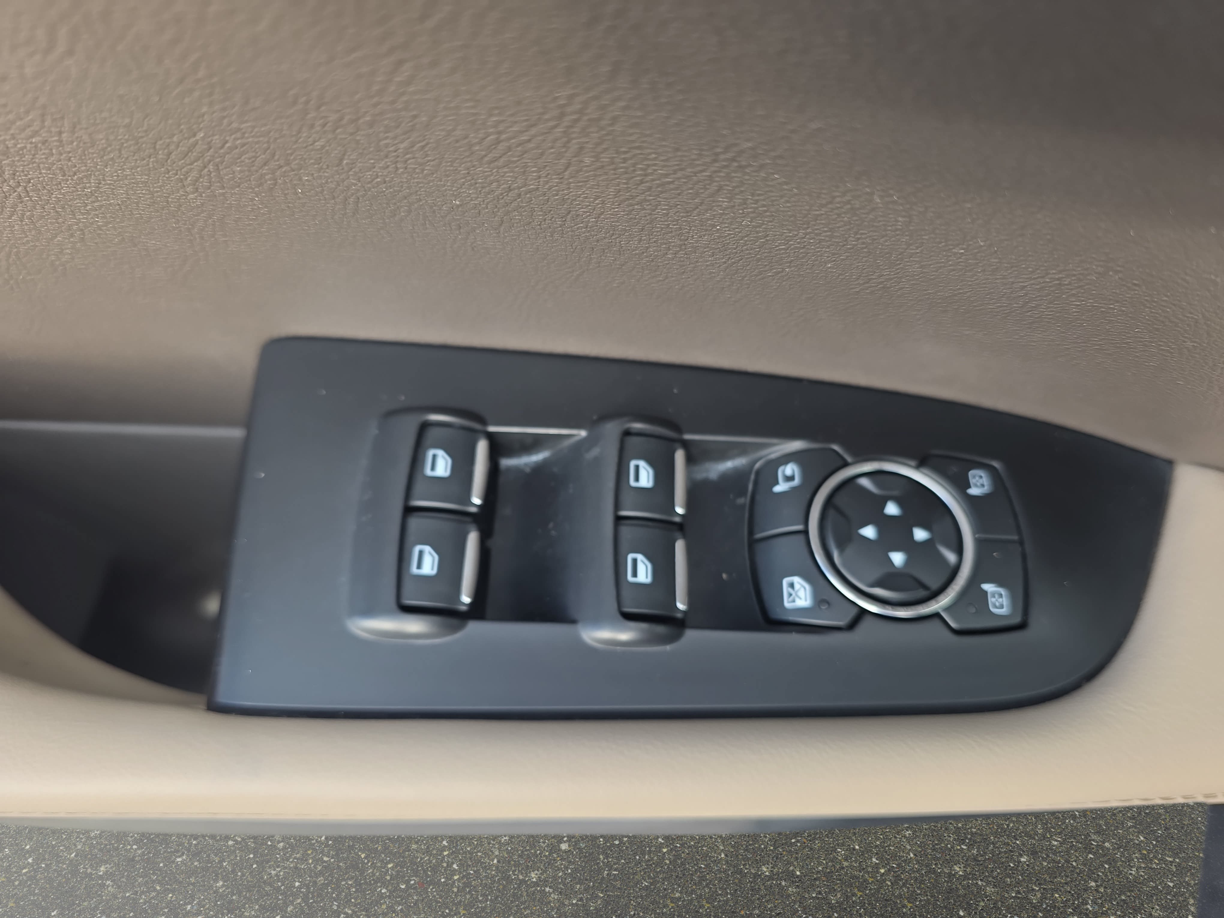 Used 2023 Lincoln Nautilus Reserve w/ Equipment Group 201A AWD/4WD image 28