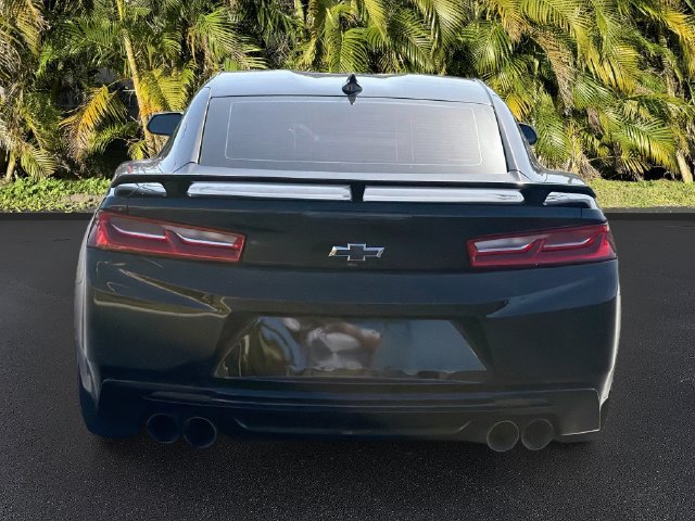 Used 2017 Chevrolet Camaro SS RWD image 6