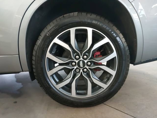 Used 2025 Cadillac XT6 Sport w/ LPO, Floor Liner Package image 35