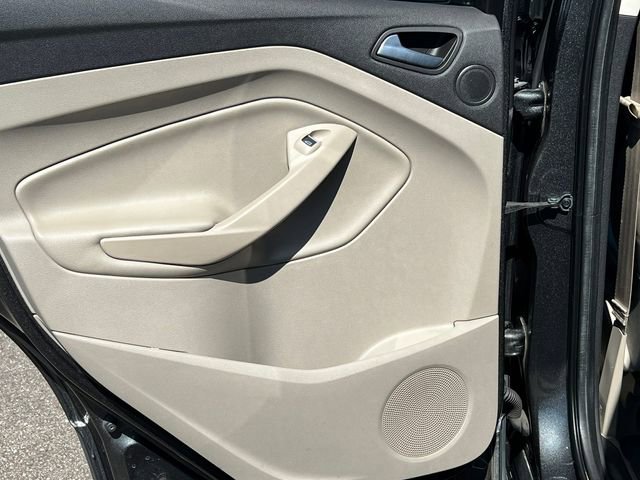 Used 2016 Ford Escape Titanium image 30