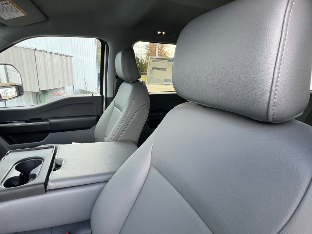 New 2026 Ford F450 XL w/ XL Chrome Package image 11