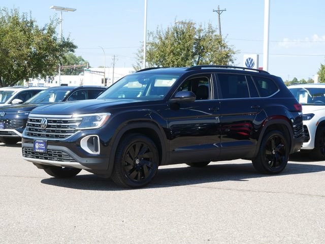Certified 2026 Volkswagen Atlas SE AWD/4WD image 3