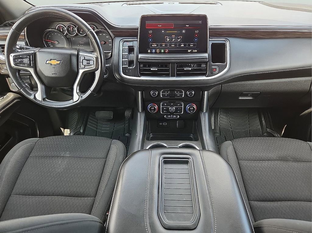 Used 2021 Chevrolet Suburban LS w/ Driver Alert Package RWD image 11