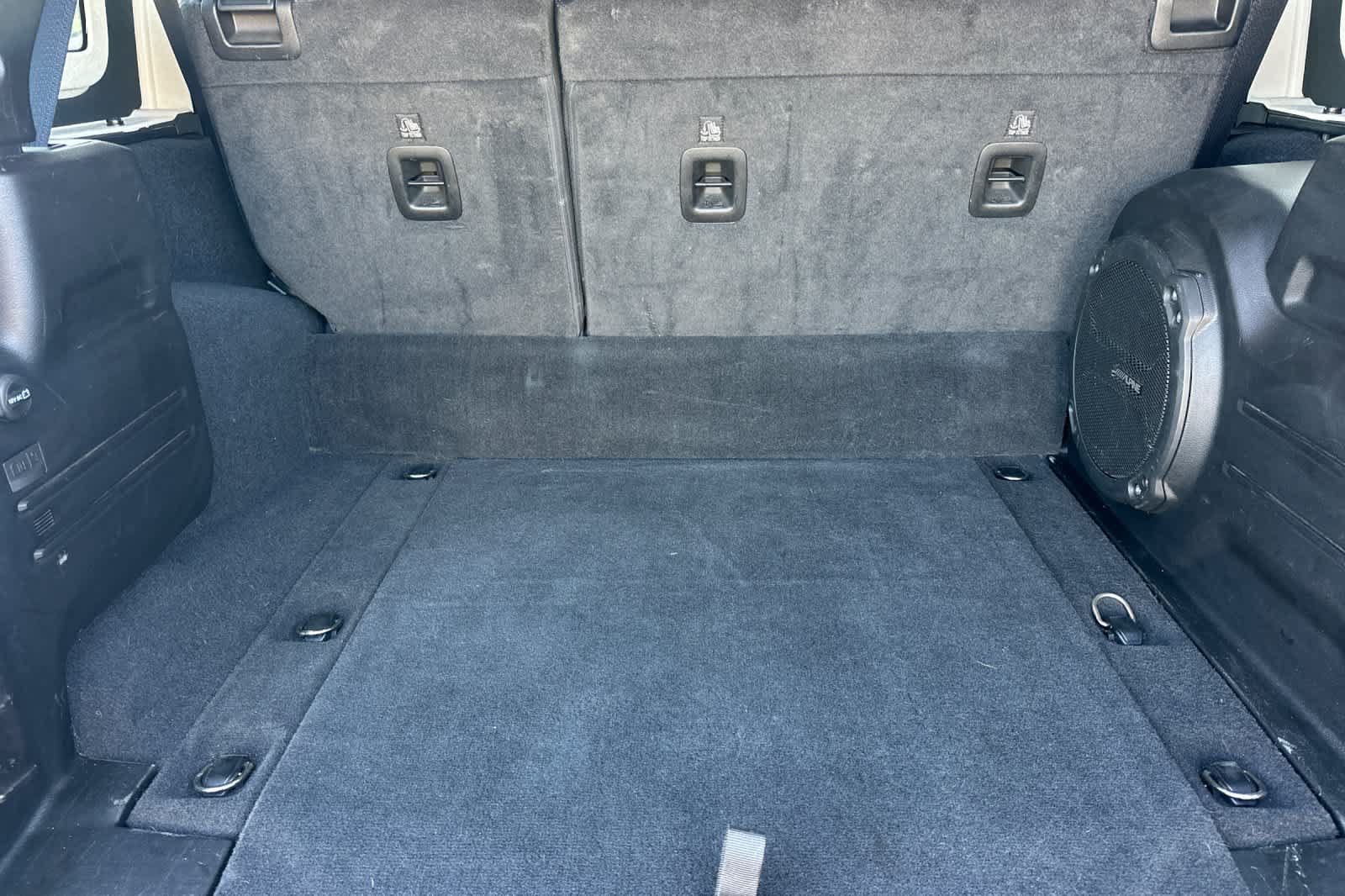 Used 2023 Jeep Wrangler Unlimited Sahara AWD/4WD image 16
