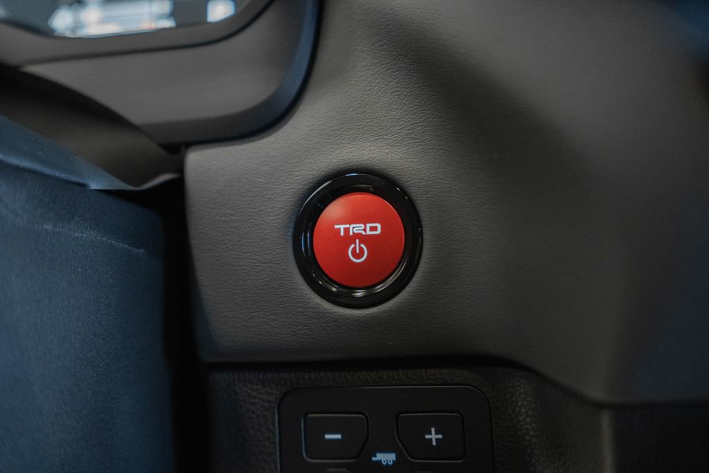 New 2026 Toyota Sequoia Platinum image 34