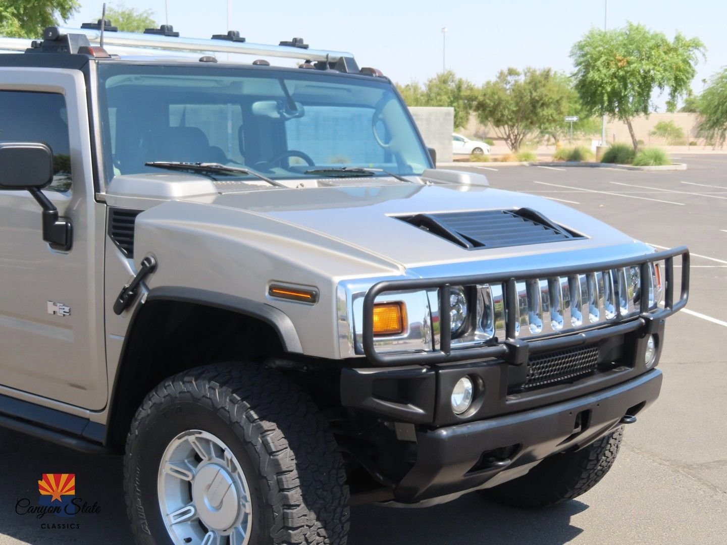 Used 2003 HUMMER H2 w/ Preferred Equipment Group image 32