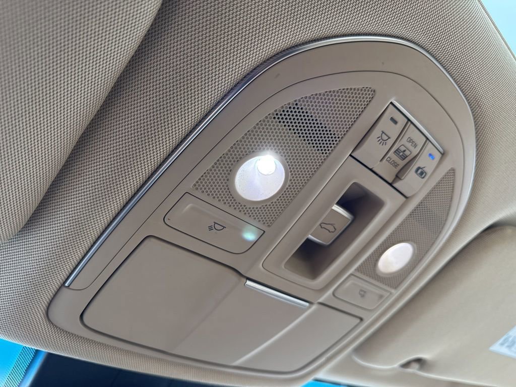 Used 2016 Hyundai Genesis 3.8 w/ Option Group 04 image 13