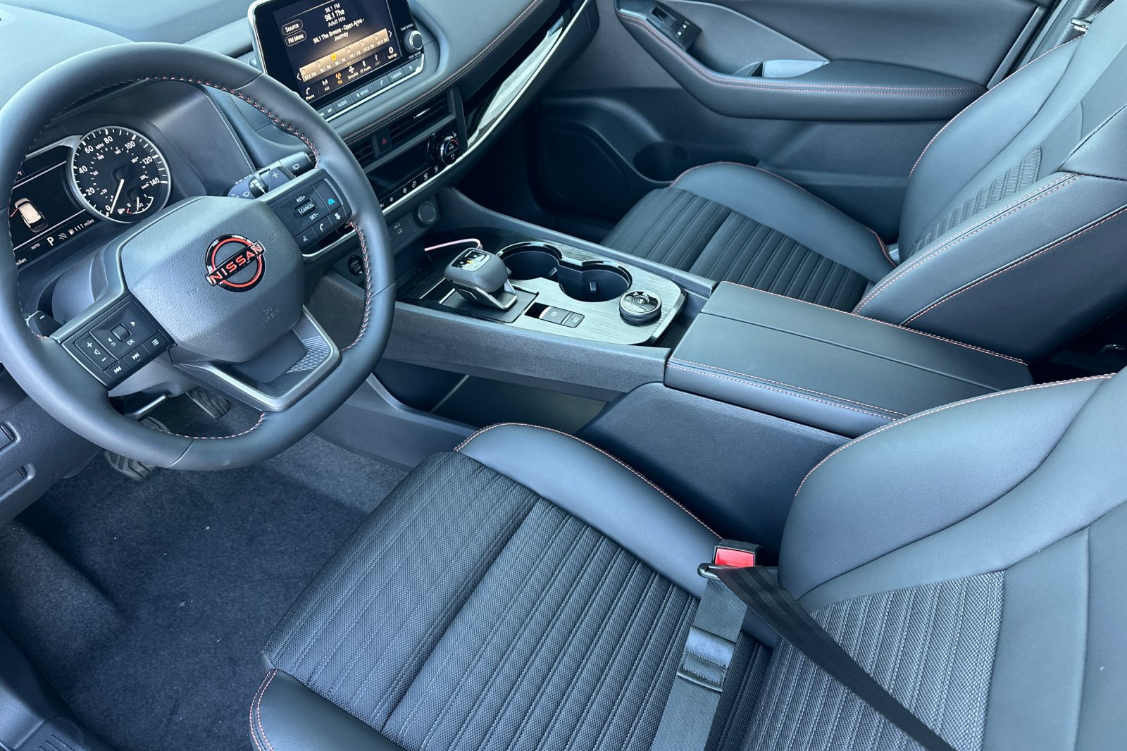 New 2026 Nissan Rogue SV w/ Rock Creek Premium Package AWD/4WD image 7