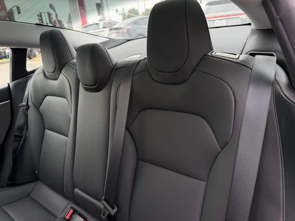Used 2025 Tesla Model 3 Long Range RWD image 10