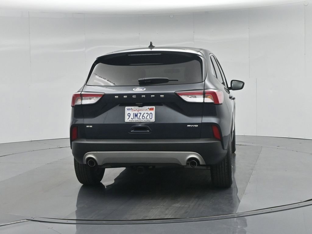 Certified 2022 Ford Escape SE w/ Cold Weather Package AWD/4WD image 57