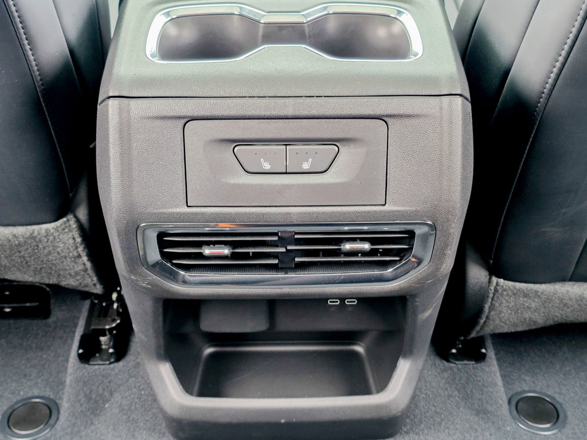 Used 2024 GMC Sierra EV Denali image 25