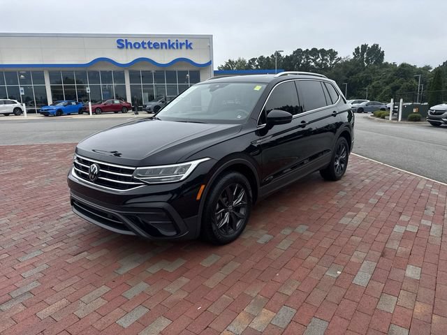Used 2023 Volkswagen Tiguan SE FWD video 1