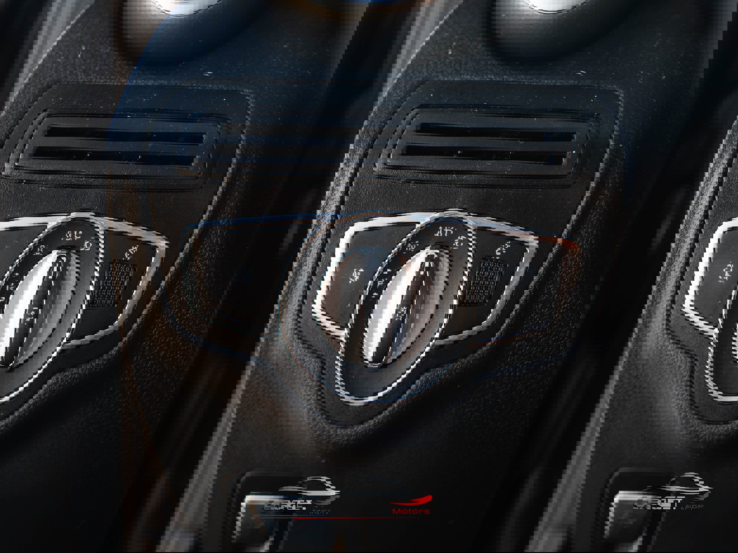 Used 2019 Mercedes-Benz C 300 4MATIC Coupe image 33