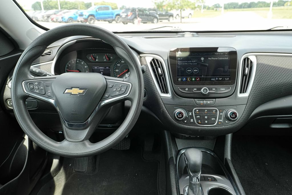 Used 2024 Chevrolet Malibu LT FWD image 27