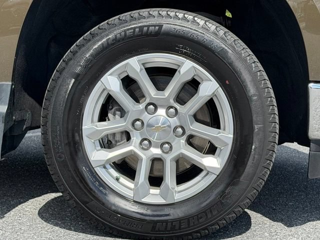 Certified 2023 Chevrolet Silverado 1500 LT AWD/4WD image 17