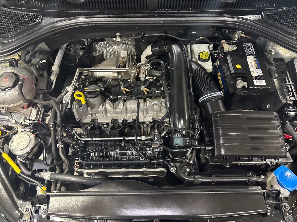 Used 2019 Volkswagen Jetta SE w/ Cold Weather Package image 13