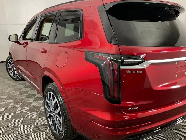 Used 2022 Cadillac XT6 Sport w/ Platinum Package image 32