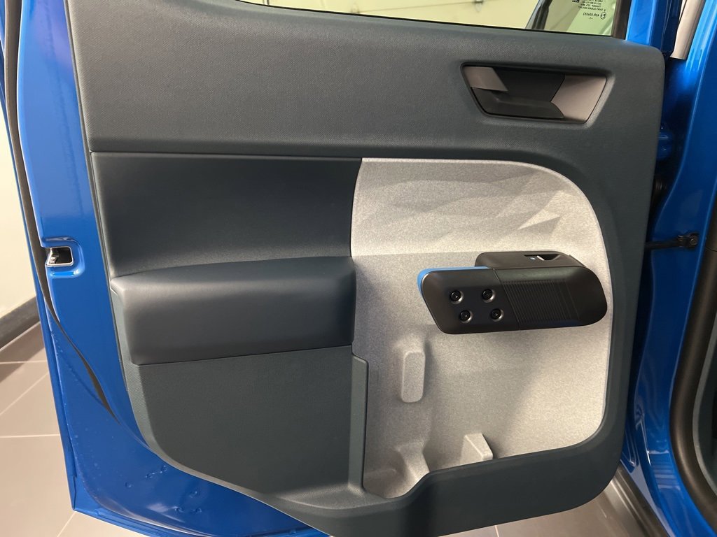 New 2025 Ford Maverick XLT w/ XLT Luxury Package image 31