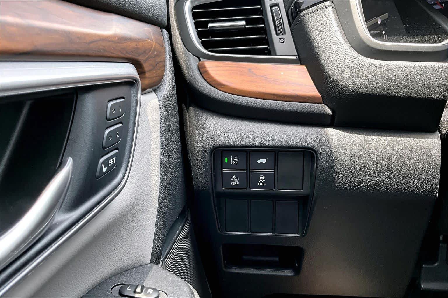 Used 2021 Honda CR-V Touring image 36