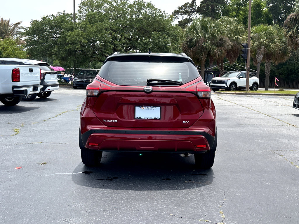 Used 2023 Nissan Kicks SV FWD image 22