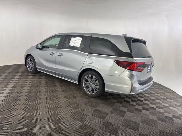 Certified 2026 Honda Odyssey Touring image 10